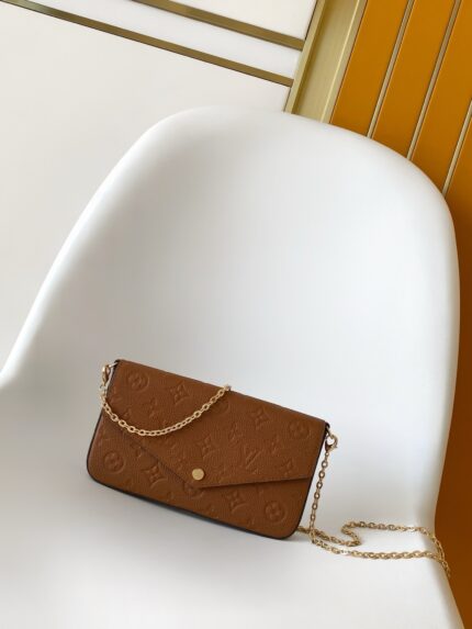 Louis Vuitton Pochette Félicie chain bag Monogram print