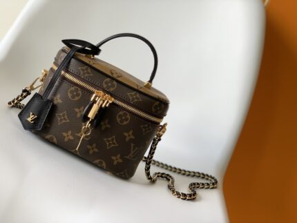 Louis Vuitton Makeup Box Chain Bag