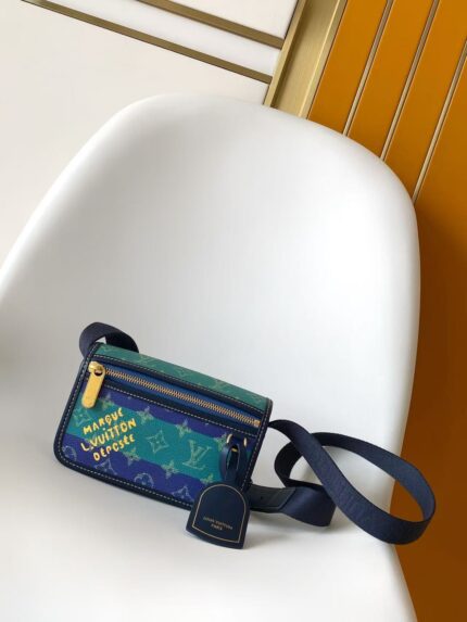 Louis Vuitton Mini Bosphore handbag