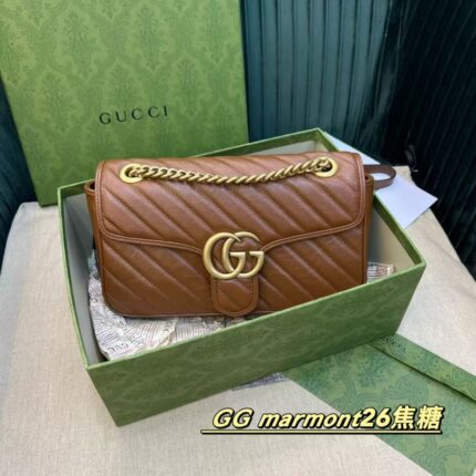 Gucci GG Marmont Medium Classic Model