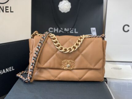 Chanel 2019-2021 Most Popular Large Quilted Classic Box Bag Orange Style